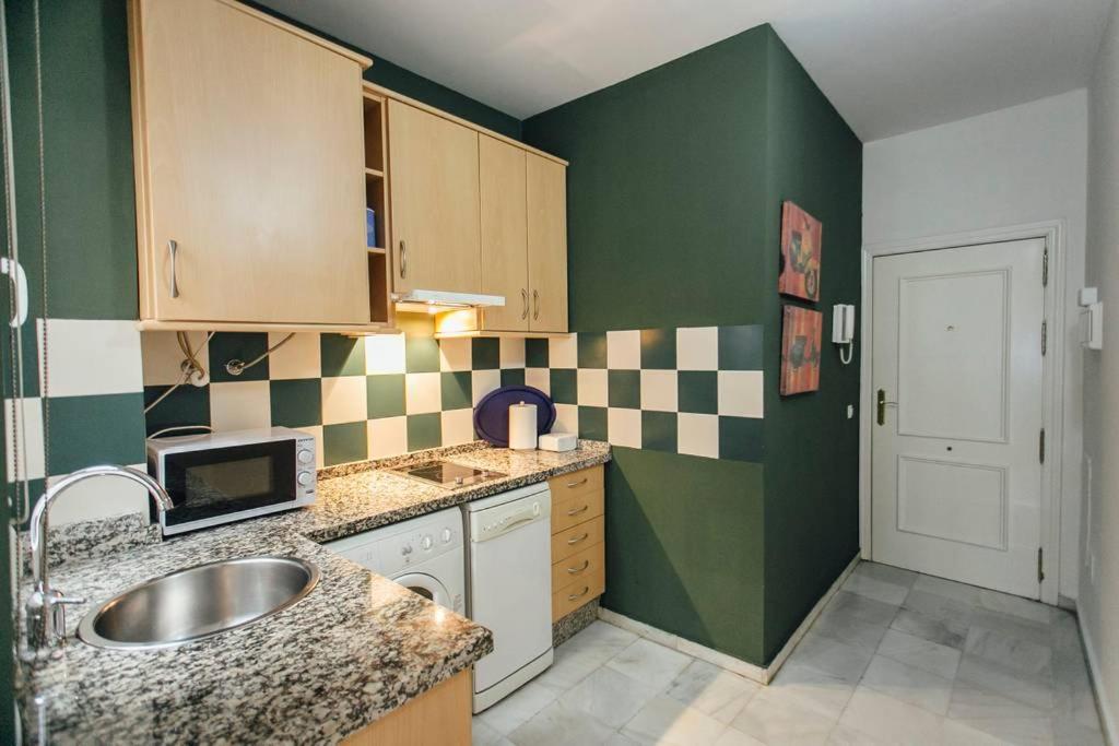 Precioso Apartamento En El Casco Antiguo De Triana Seville Exterior photo