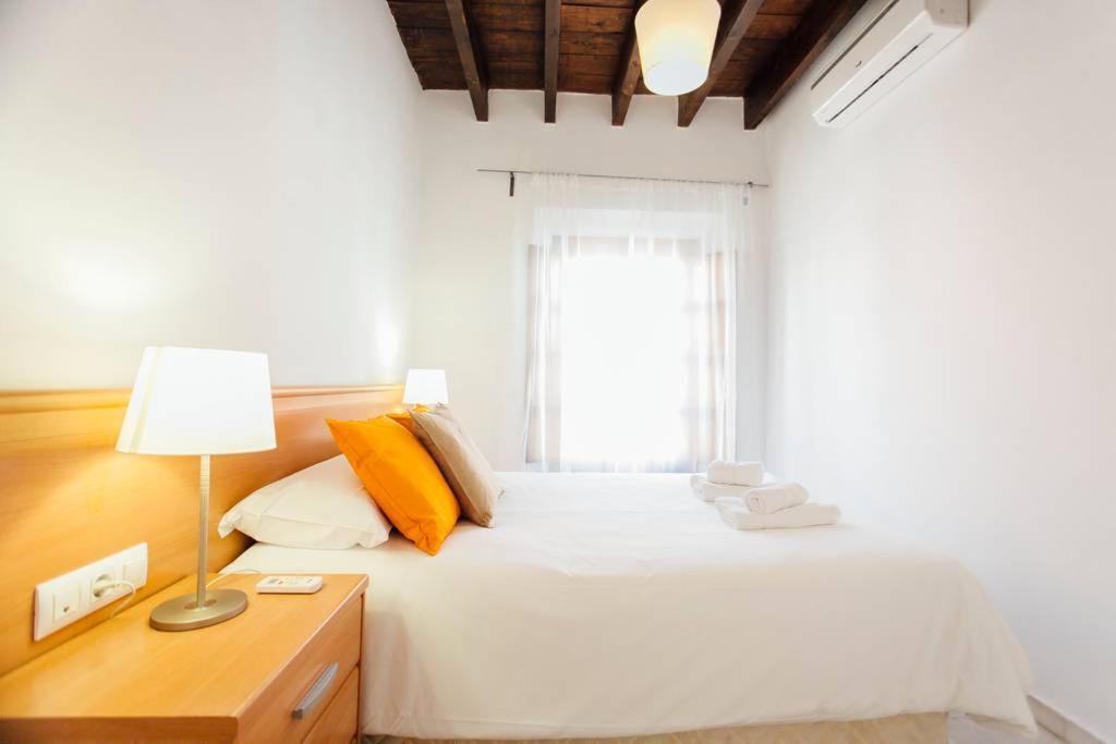 Precioso Apartamento En El Casco Antiguo De Triana Seville Exterior photo